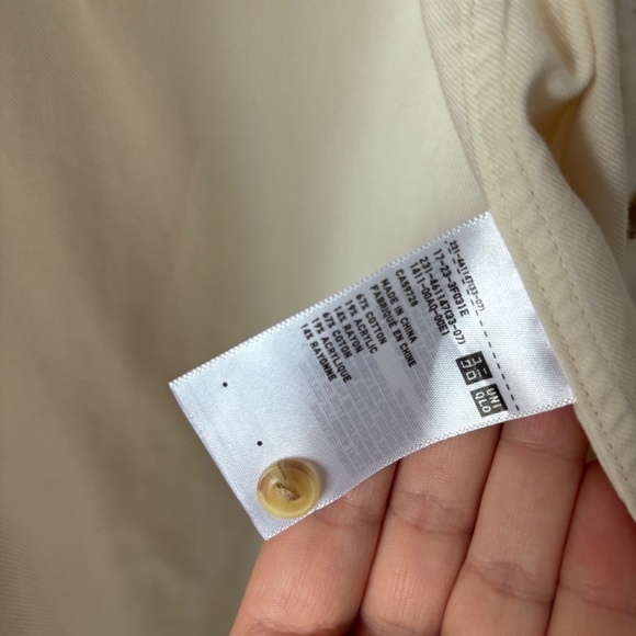 Cream Uniqlo Shirt - Picture 4 of 4